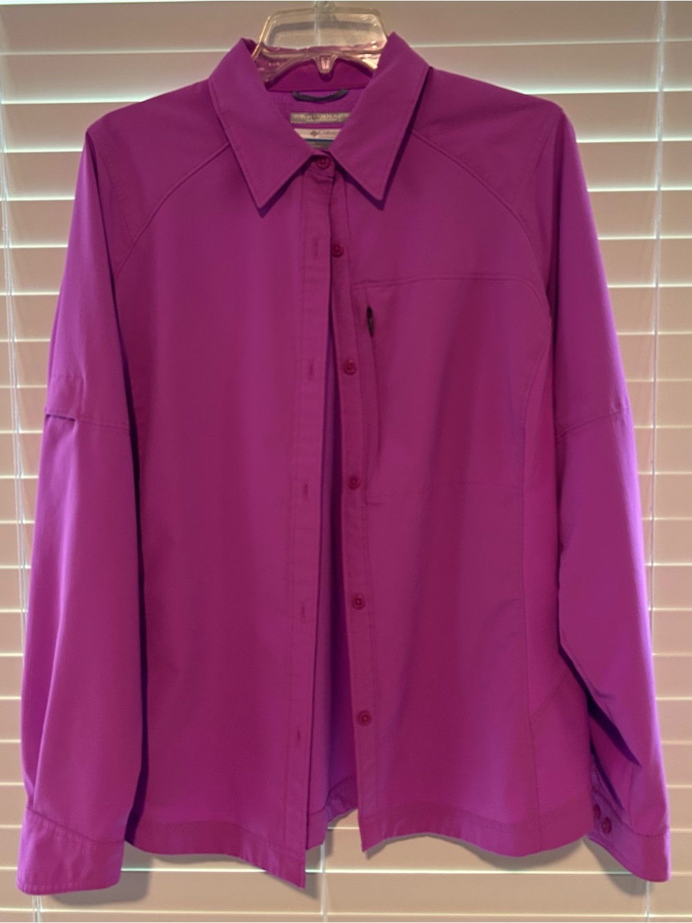 Women’s Columbia Omni Shade blouse. XL.